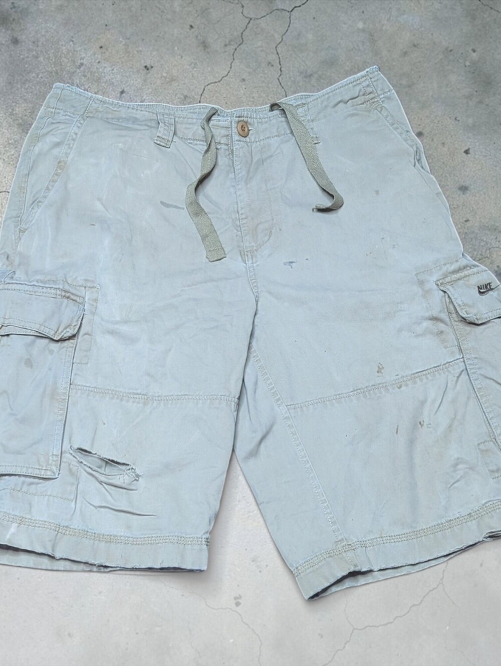 Vintage Y2K Baggy Cargo Shorts Nike Size Mens Large Beige 2000s Skater Core